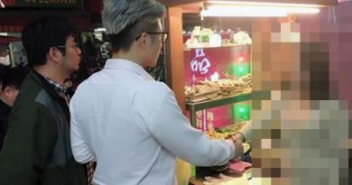 Bidadari Cantik! Ini Kisah Dibalik Penjaja Makanan yang Viral! Bidadari Cantik! Ini Kisah Dibalik Penjaja Makanan yang Viral!